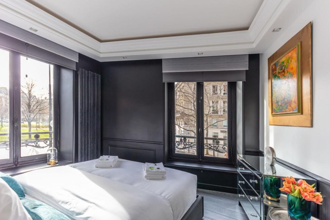 Modern - 1br-4p -arc De Triomphe * Parijs